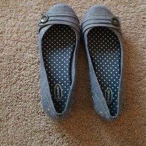 Size 6 flats